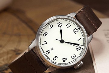 贵阳劳力士手表走的快怎么办