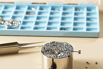 贵阳劳力士表走快官方售后维修